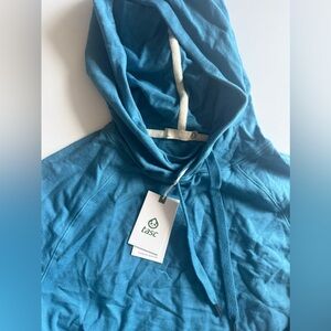 Tasc Blue Hoodie NWT